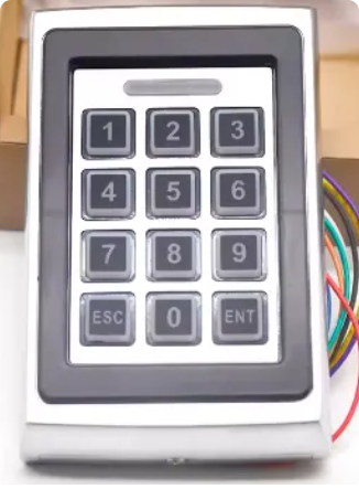 Контакты исходной цепи мембраны